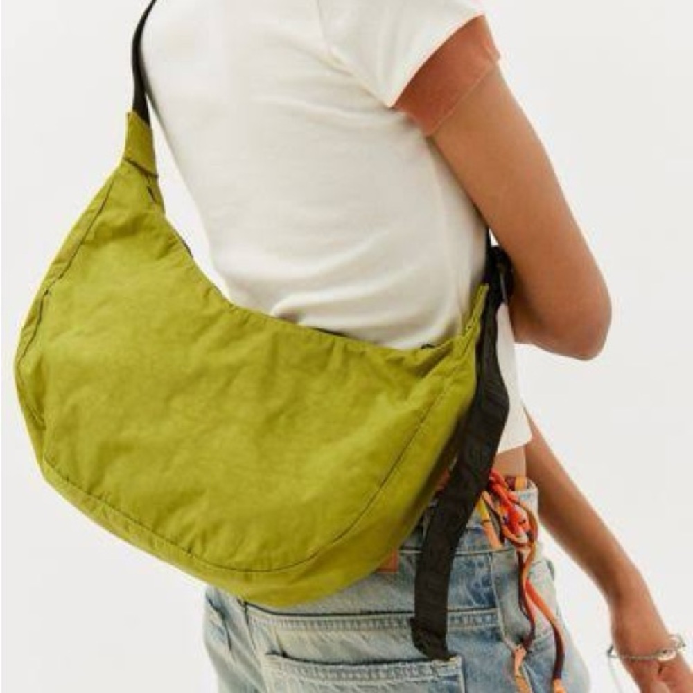 Baggu medium crescent crossbody